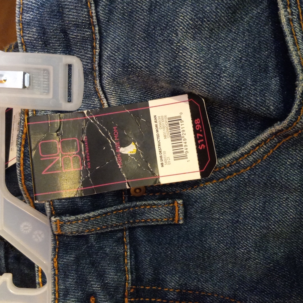 Jeans - Picture 11 of 14